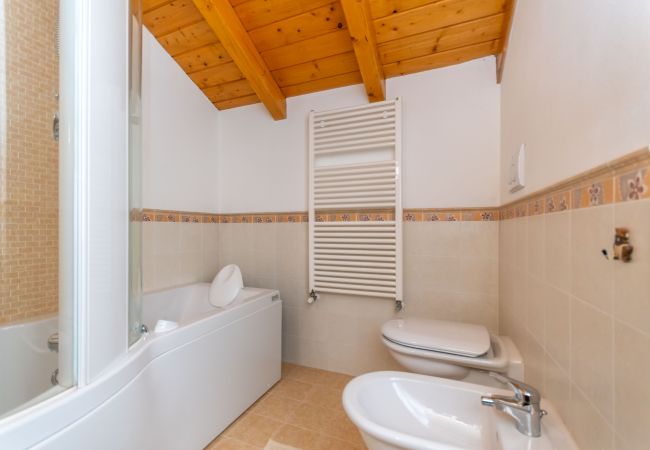 Ferienwohnung in Alleghe - La Casa di Elvira-Mansarda Ferienwohnung in Alleghe - La Casa di Elvira-Mansarda