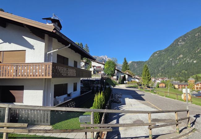 Ferienwohnung in Pozza di Fassa - Casa Scacciapensieri Ferienwohnung in Pozza di Fassa - Casa Scacciapensieri
