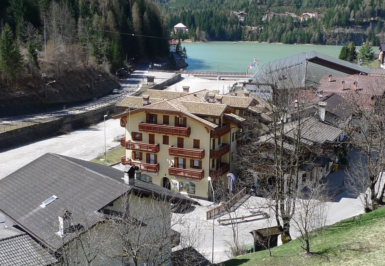 Apartment in Alleghe - La Casa di Blek