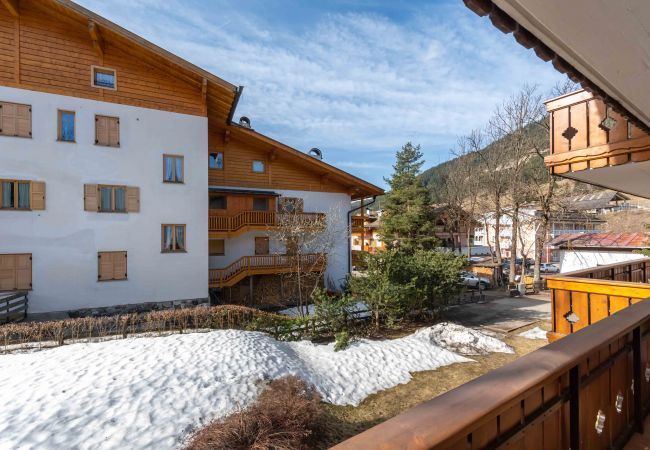 Apartment in Pozza di Fassa - Casa Fanton 2 Apartment in Pozza di Fassa - Casa Fanton 2