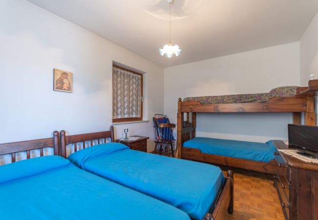 Apartment in Mazzin - Dimora al Villaggio Apartment in Mazzin - Dimora al Villaggio