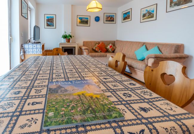 Apartment in Pozza di Fassa - Casa Favè Apartment in Pozza di Fassa - Casa Favè
