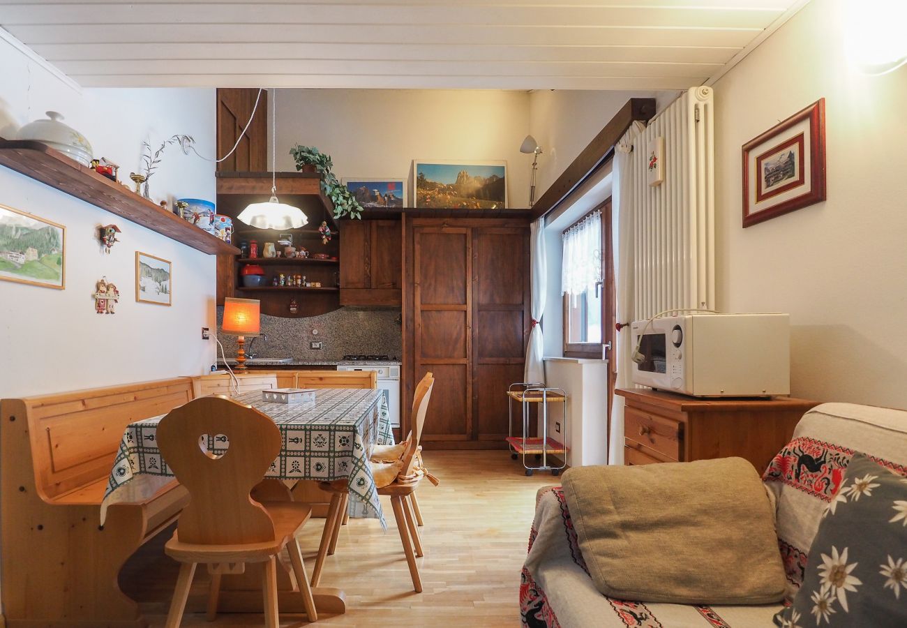 Apartment in Mazzin - Villaggio Fassano