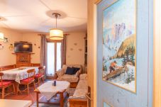 Apartment in Pozza di Fassa - Casa Achillea