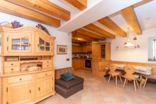 Apartment in Pozza di Fassa - Casa al Piz