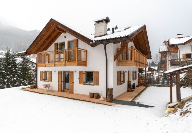 Chalet in Alba di Canazei - Villa Ruaccia Chalet in Alba di Canazei - Villa Ruaccia