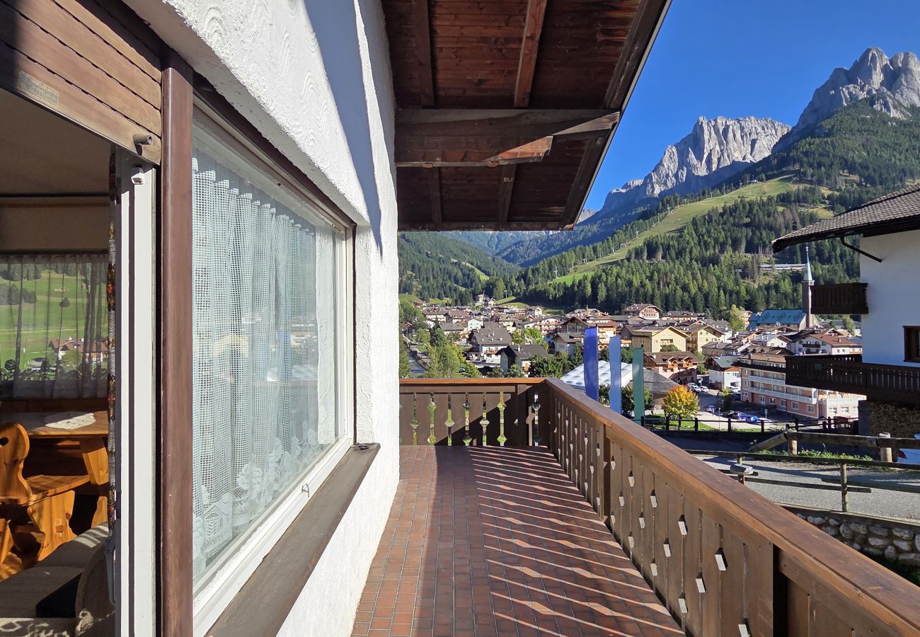 Apartment in Pozza di Fassa - Casa Scacciapensieri Apartment in Pozza di Fassa - Casa Scacciapensieri